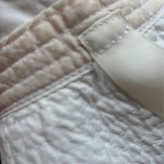 Eytys 白バケットハット（サテンリボン付）コンテナストアの画像