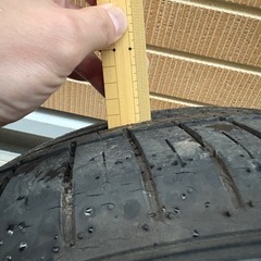 245/50r18 夏タイヤ　ファルケンの画像