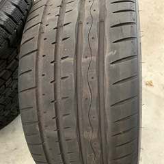 交換可能1本 中古タイヤ 225/35r19 9分山程度の画像