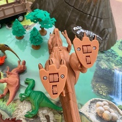 恐竜フィギュアセットの画像