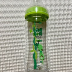 哺乳びん(広口) 赤ちゃん思いトライタンボトル 240mlの画像