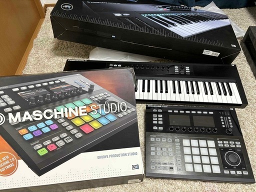 MIDI関連機器 Maschine Studio +KOMPLETE KONTROL S61