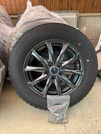 スタッドレスタイヤ、ホイールセット、195/65R15