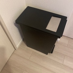 ゴミ箱の画像