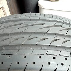 215/65R16 ブリヂストン　レグノ　GRVⅡ 八分山　引取限定の画像