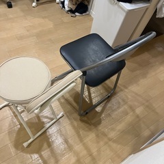 折りたたみ椅子 ×2の画像