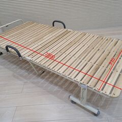 (値下げしました！）折りたたみ式桐すのこパイプベッド　限りなく新品に近い！の画像