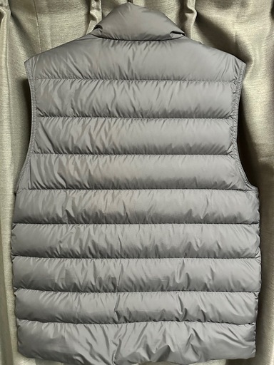 MONCLER(モンクレール) ダウンベスト　