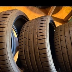 245 35 19インチ サマータイヤ 4本セット バリ溝の画像