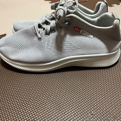 ランニングシューズの画像