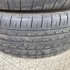 溝あり ヨコハマ 205/60R16 ブルーアース ノア ヴォクシー ステップワゴンの画像