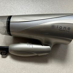 ヘアドライヤーの画像