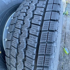 ハイエース200系　スタッドレス＆ホイールセット 4本の画像