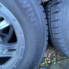 ハイエース200系　スタッドレス＆ホイールセット 4本の画像