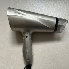 ヘアドライヤーの画像