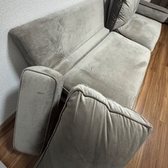 【受け取りに来てくださる方限定】レイアウト自由・LOWYAカウチソファー・ロータイプの画像