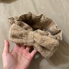 ヘアターバン リボン ベージュの画像