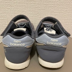 ニューバランス  キッズ スニーカー 19㎝の画像