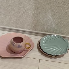  Francfranc（フランフラン）のオパールシェル カップ＆ソーサー ホワイト値下げ　
の画像