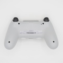 PS4PRO 1TB グレイシャーホワイトの画像