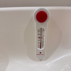 【沐浴などにおすすめ】ミッフィー　ベビー用お風呂 ベビーバス アカチャンホンポ温度計付の画像