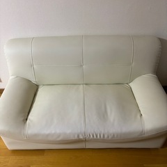 2人掛けソファ　ホワイト　白の画像