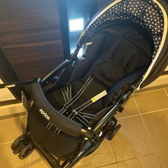 決定致しました‼️アップリカ ラクーナエアー AB型 ドットブラック ベビーカーの画像