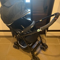 決定致しました‼️アップリカ ラクーナエアー AB型 ドットブラック ベビーカーの画像