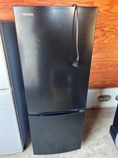 j59 東芝 ノンフロン冷凍冷蔵庫 GR-U15BS (K) 2023年製 GR-U15BS