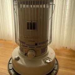 22年製　美品　トヨトミ　開放式石油ストーブ