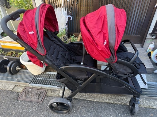 投稿された写真のような傷、車の操作は完全に正常です