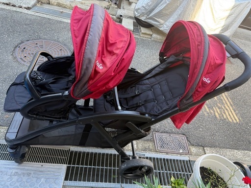 投稿された写真のような傷、車の操作は完全に正常です