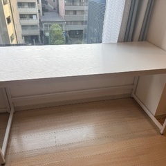 デスク(2つ)の画像
