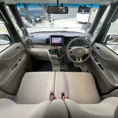 ホンダ N-BOX GLパッケージ 人気のパール 社外15インチAW 車検2年 美車 ナビ TV Bカメラ ETC の画像