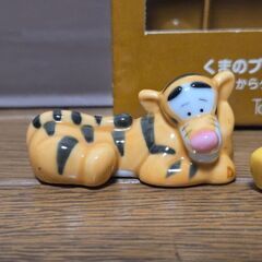 タカラブネ くまのプーさん ティガー ピグレット 陶器 ディズニー ケーキ飾りの画像