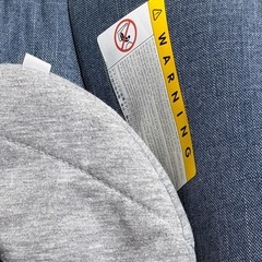 マキシコシ　ペプル　pebble 新生児　帰省　お孫さんの帰省　デニム素材の画像