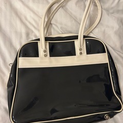 超レア　OLDアディダス エナメルバッグの画像