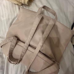 D.KELLY リュック　滝沢カレン着用の画像