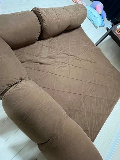 L型ソファと一体型ラグ