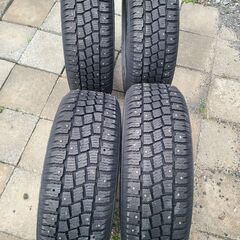 ハンコック スパイクタイヤ HPW401 215/60-16　2002年製　4本セット【希少】の画像