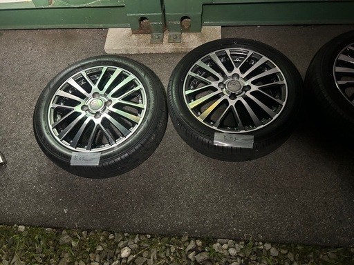 ノーマルタイヤ　165/55R15 75V
