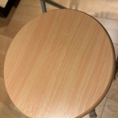 ミニテーブル　丸椅子　セットでの画像