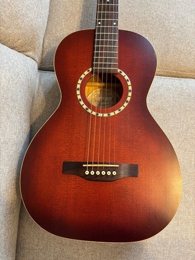 (受け渡し予定者決定)Art&Lutherie Ami Spruce Burgundy