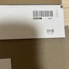 IKEA 壁に貼れる鏡　ウォールミラーの画像