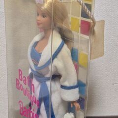 Barbie バービー 人形 Bath Boutique 1998 バスローブの画像