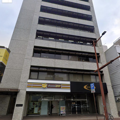 【倉庫での商品梱包・発送スタッフ】未経験歓迎！土日休み＆無料駐車場あり♪服装自由／髪型自由でOK！の画像