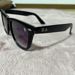 レイバン ウェイファーラー（Ray-Ban Wayfarer）の画像