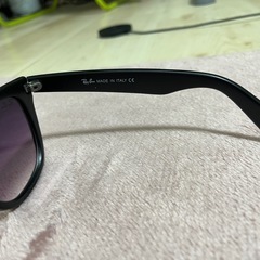 レイバン ウェイファーラー（Ray-Ban Wayfarer）の画像