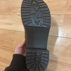 ブラウン厚底ローファー 靴の画像