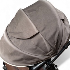 【最終価格】Combi ベビーカー メチャカルオート4キャスSimplightの画像